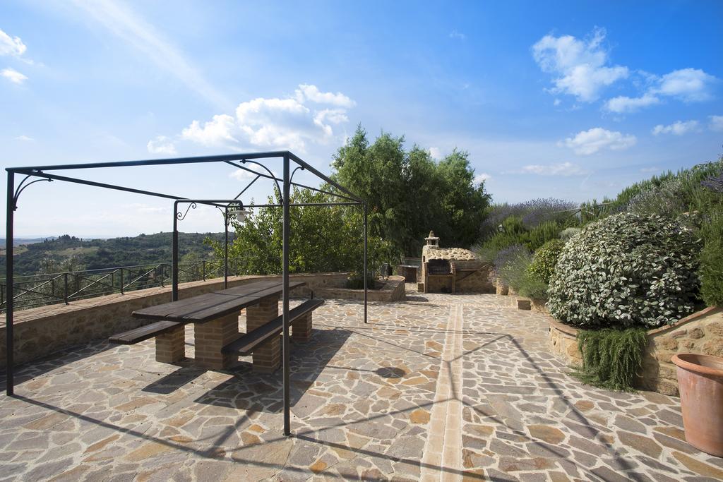 הוילה קאסטלמוזיו Casa Sandro A Podere Pascianella חדר תמונה